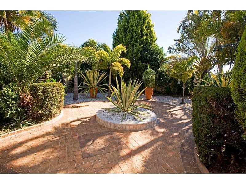 10 Norell Place, Eight Mile Plains QLD 4113