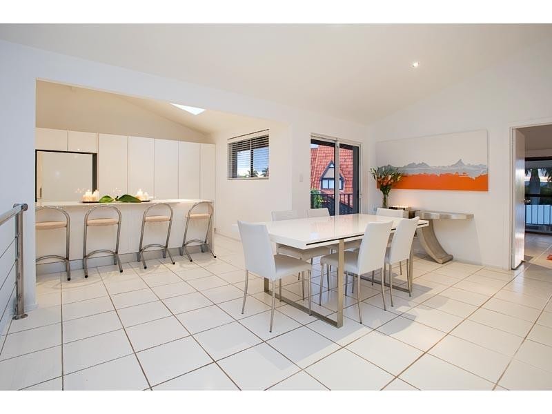 1 Dirk Hartog Place, Hollywell QLD 4216