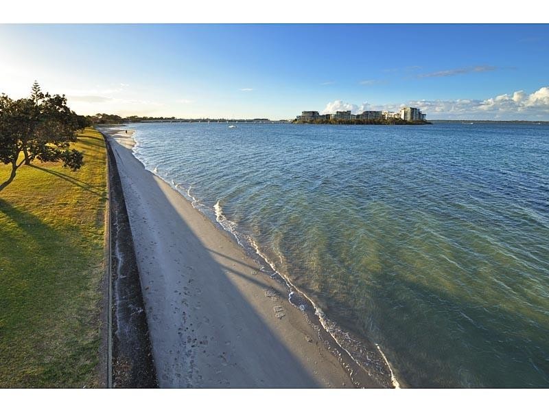 1 Dirk Hartog Place, Hollywell QLD 4216