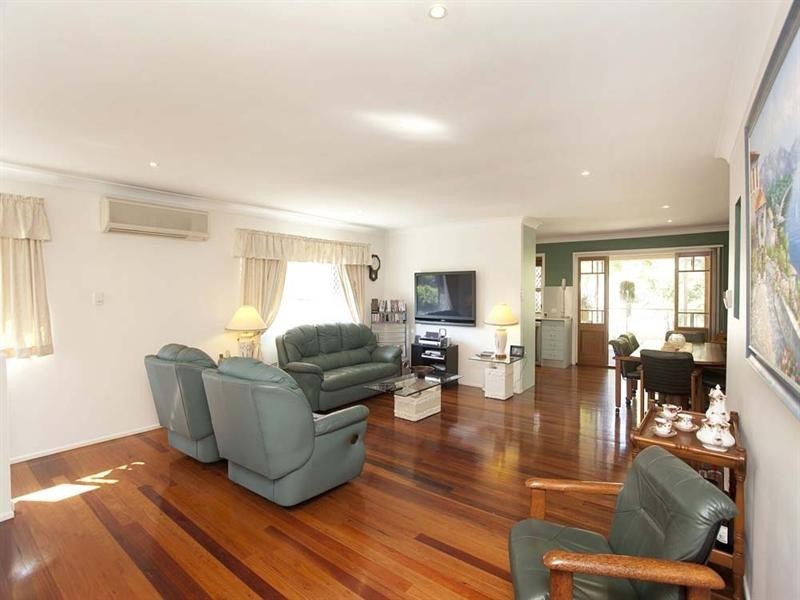 3 Colombo Street, Wishart QLD 4122