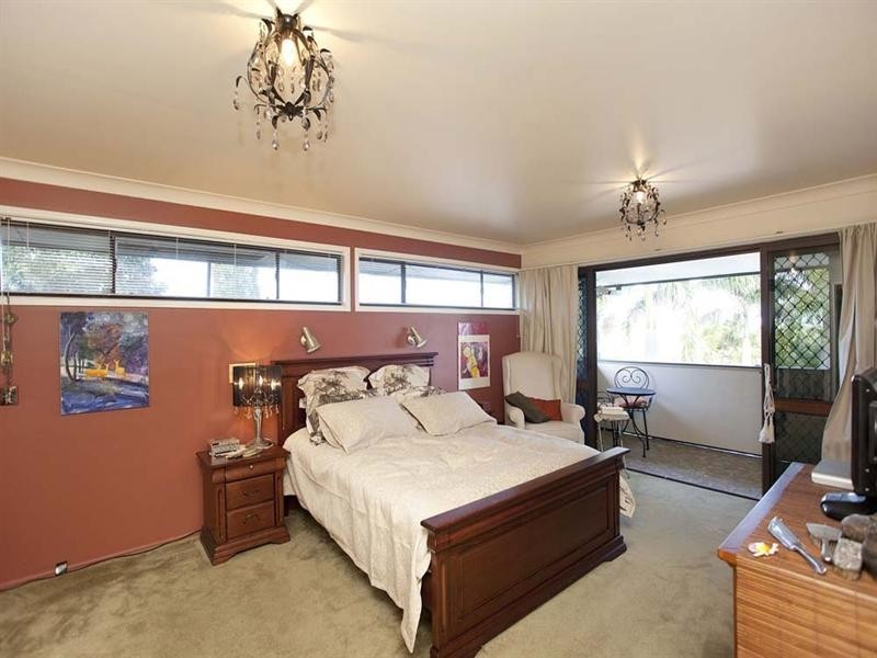 23 Chiniala Street, Mansfield QLD 4122