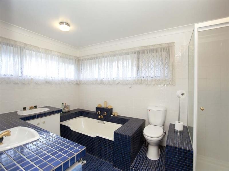 23 Chiniala Street, Mansfield QLD 4122