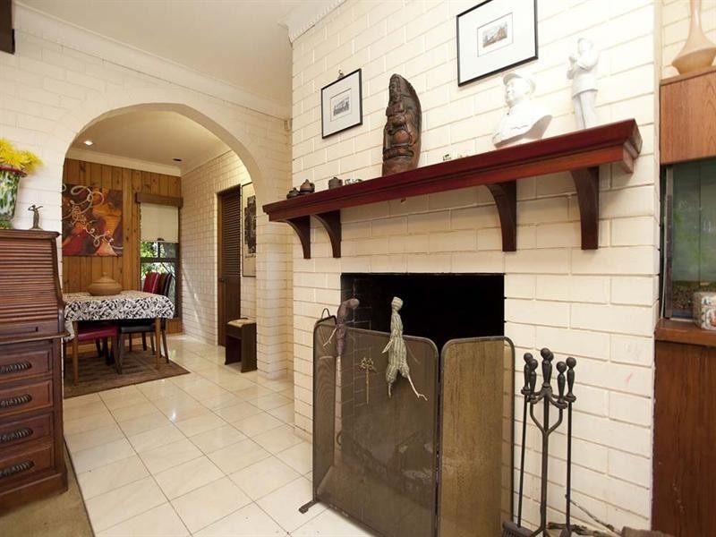 23 Chiniala Street, Mansfield QLD 4122