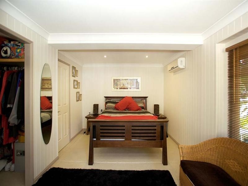 74 Pickworth Street, Upper Mount Gravatt QLD 4122