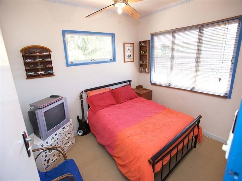 74 Pickworth Street, Upper Mount Gravatt QLD 4122