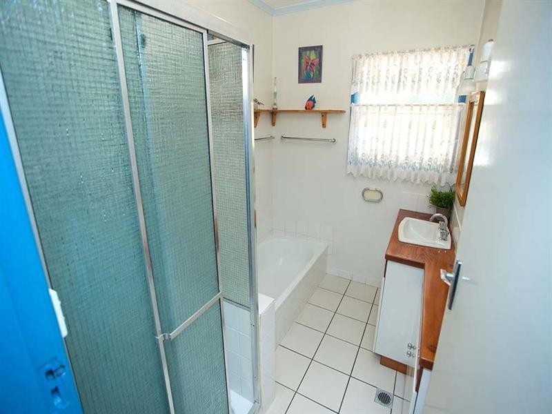 74 Pickworth Street, Upper Mount Gravatt QLD 4122