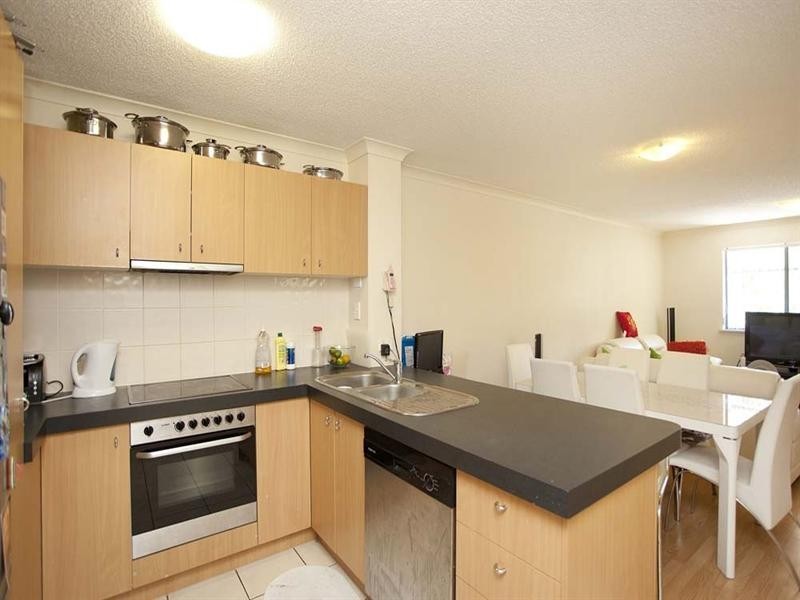 26/38 Palmer Street, Greenslopes QLD 4120