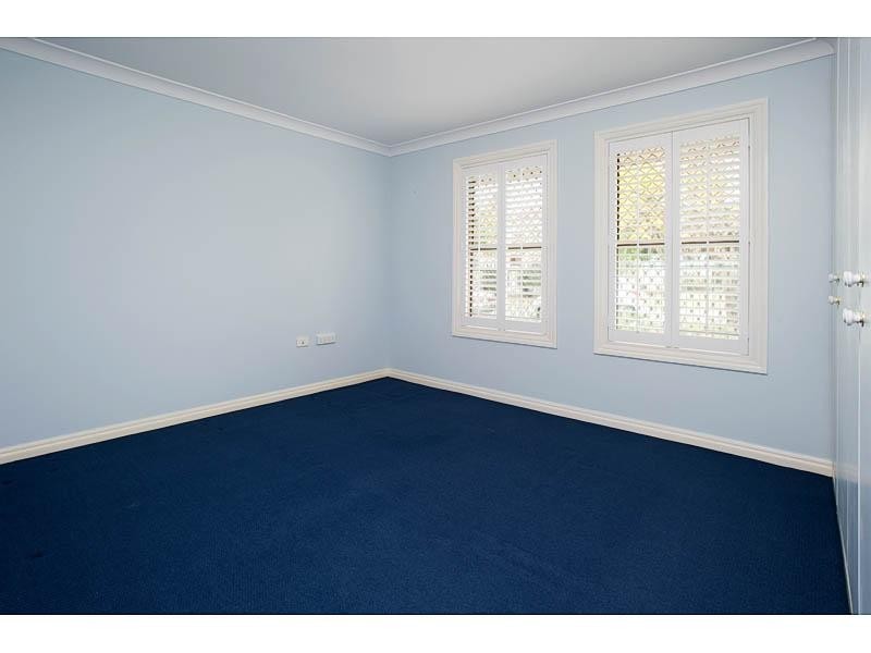 1/70 Delfin Drive, Macgregor QLD 4109