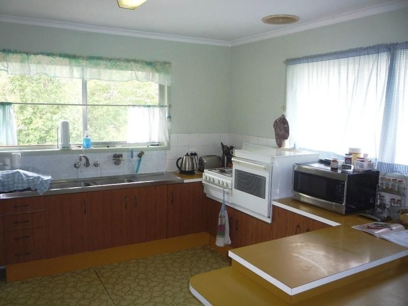 857 Cavendish Road, Mount Gravatt East QLD 4122