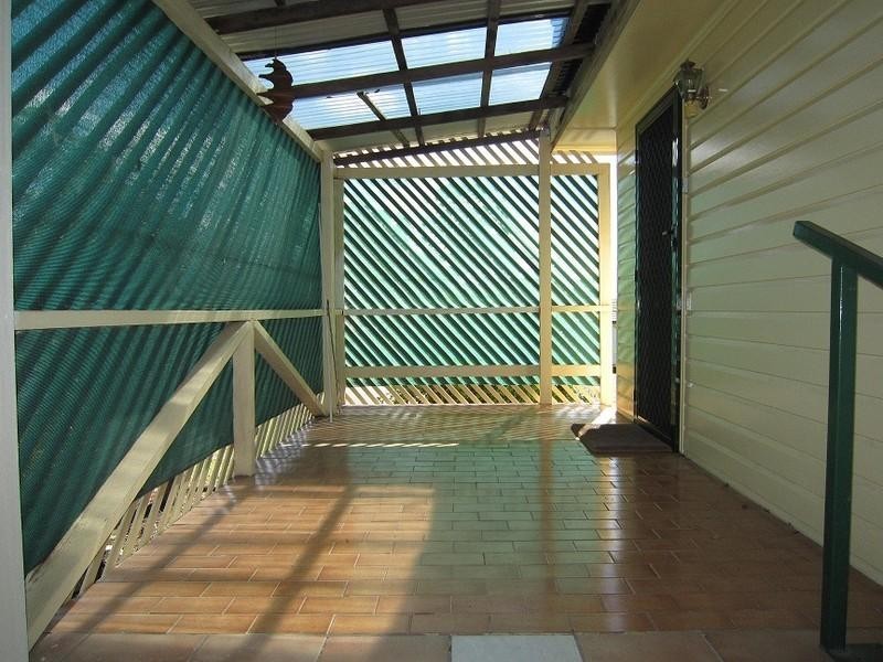 2 Tivela Street, Mansfield QLD 4122