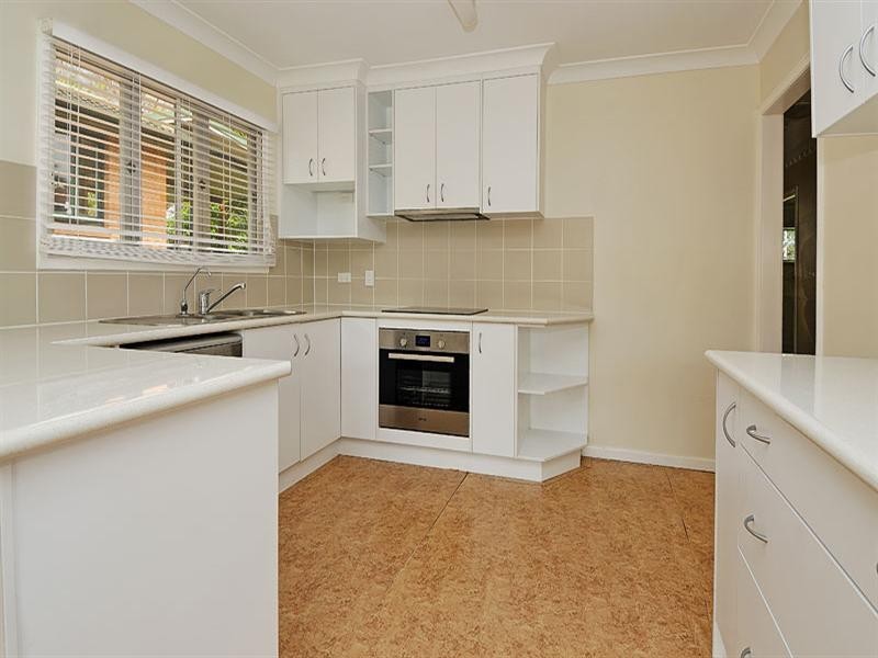 15 Curfew Street, Upper Mount Gravatt QLD 4122