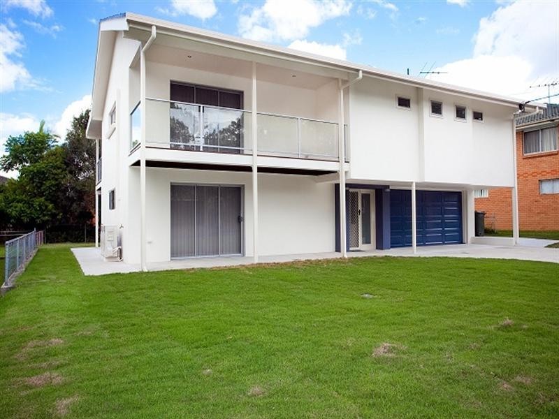 9 Larwood Street, Upper Mount Gravatt QLD 4122