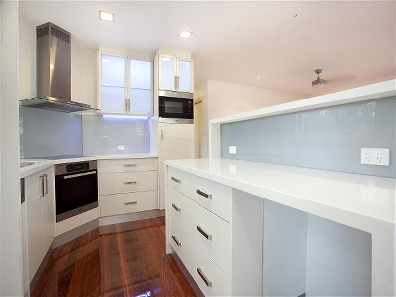 9 Larwood Street, Upper Mount Gravatt QLD 4122