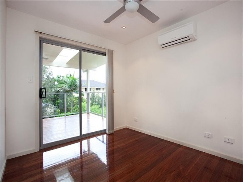 9 Larwood Street, Upper Mount Gravatt QLD 4122