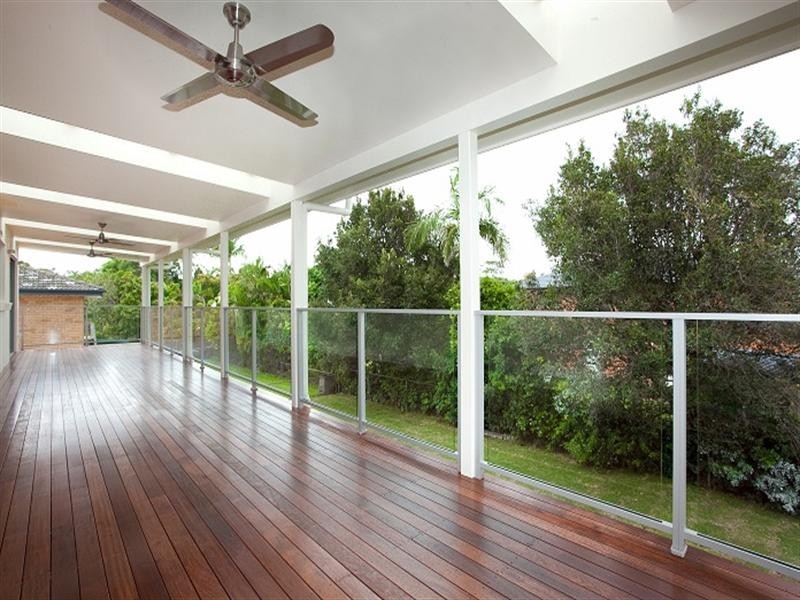 9 Larwood Street, Upper Mount Gravatt QLD 4122