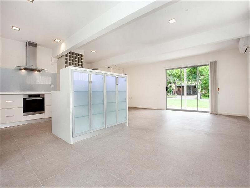 9 Larwood Street, Upper Mount Gravatt QLD 4122