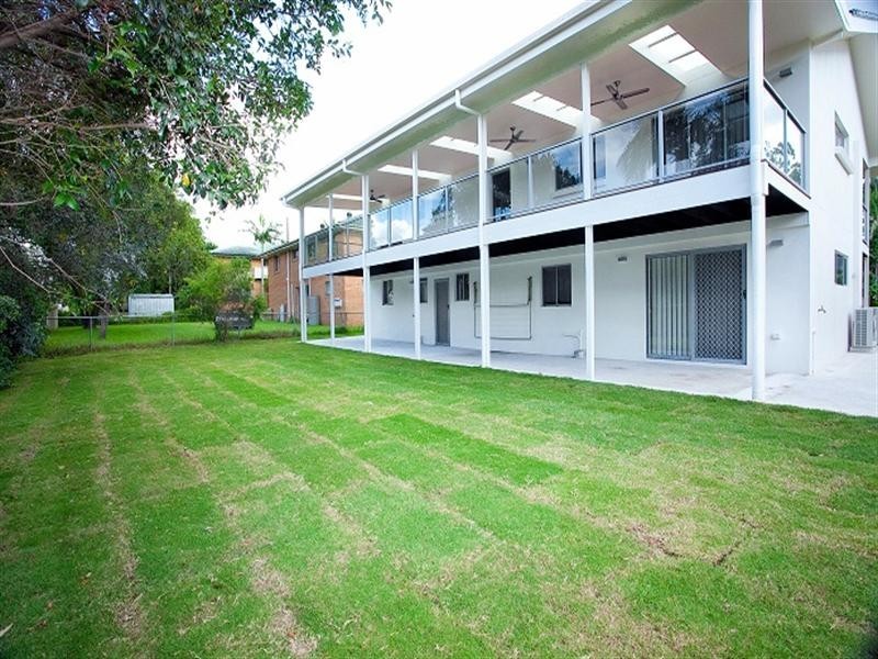 9 Larwood Street, Upper Mount Gravatt QLD 4122