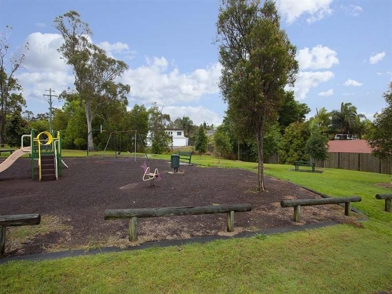 34 Meadow Street, Eight Mile Plains QLD 4113