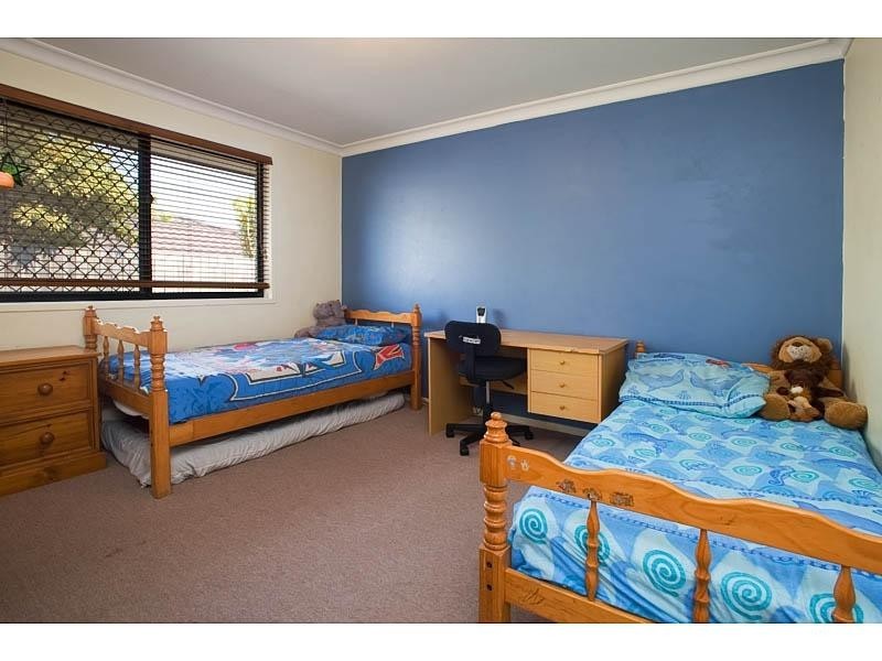 6 Alpena Close, Carindale QLD 4152