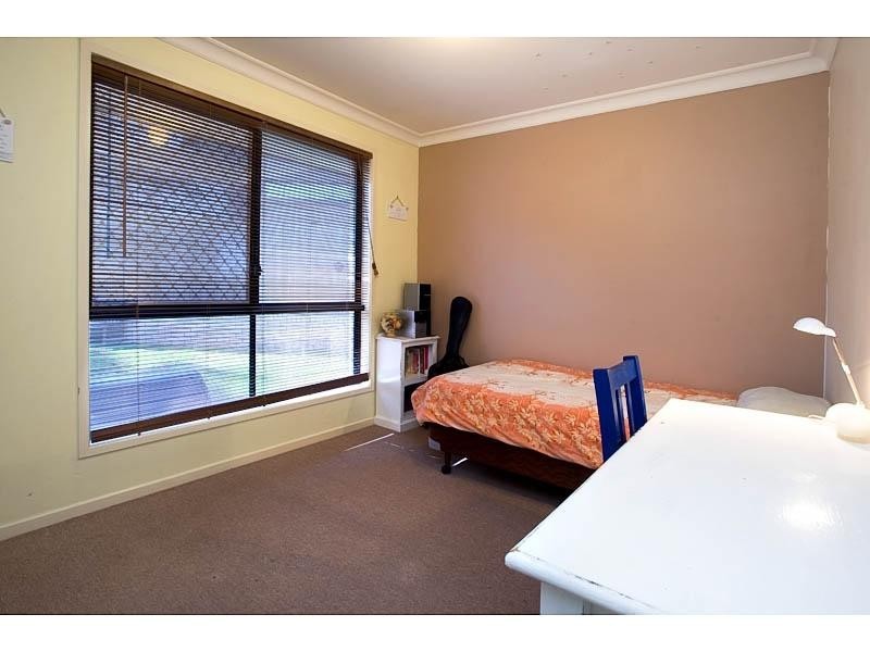 6 Alpena Close, Carindale QLD 4152