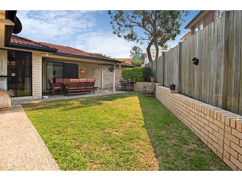 6 Alpena Close, Carindale QLD 4152