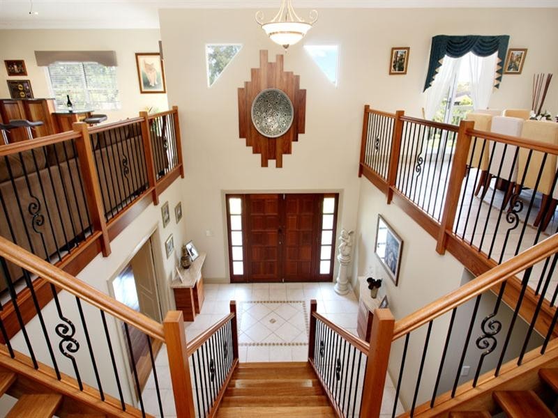 3 Highbury Close, Carindale QLD 4152