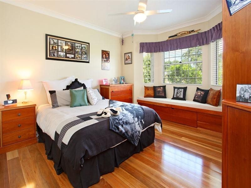 3 Highbury Close, Carindale QLD 4152