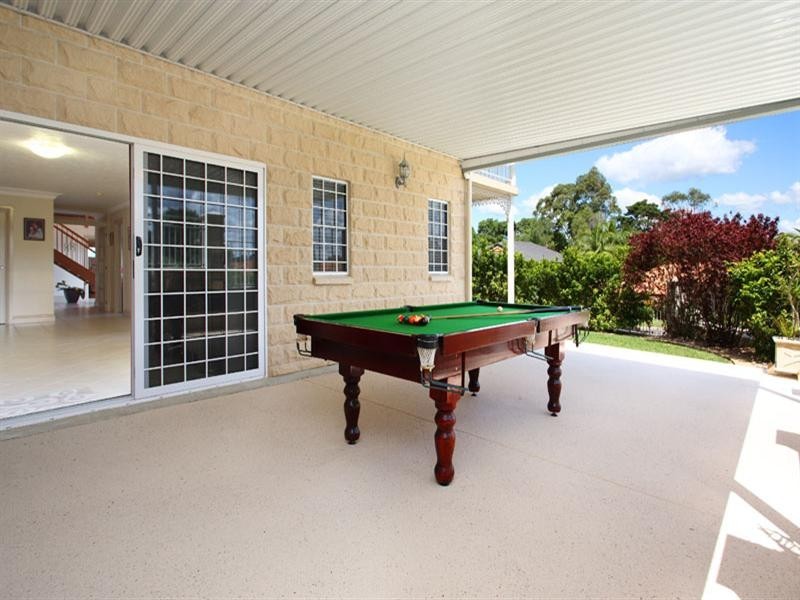 3 Highbury Close, Carindale QLD 4152