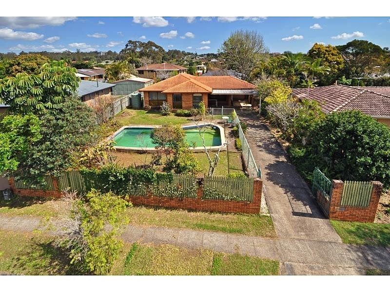 10 Buttercup Street, Mansfield QLD 4122