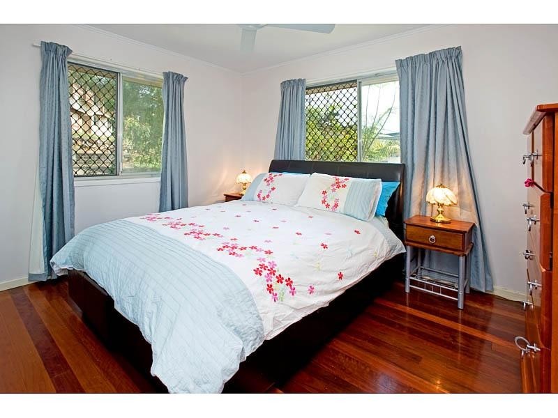 29 Pareena Crescent, Mansfield QLD 4122