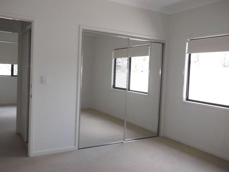 126 Wanda Road, Upper Mount Gravatt QLD 4122