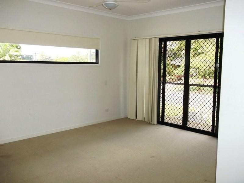 126 Wanda Road, Upper Mount Gravatt QLD 4122