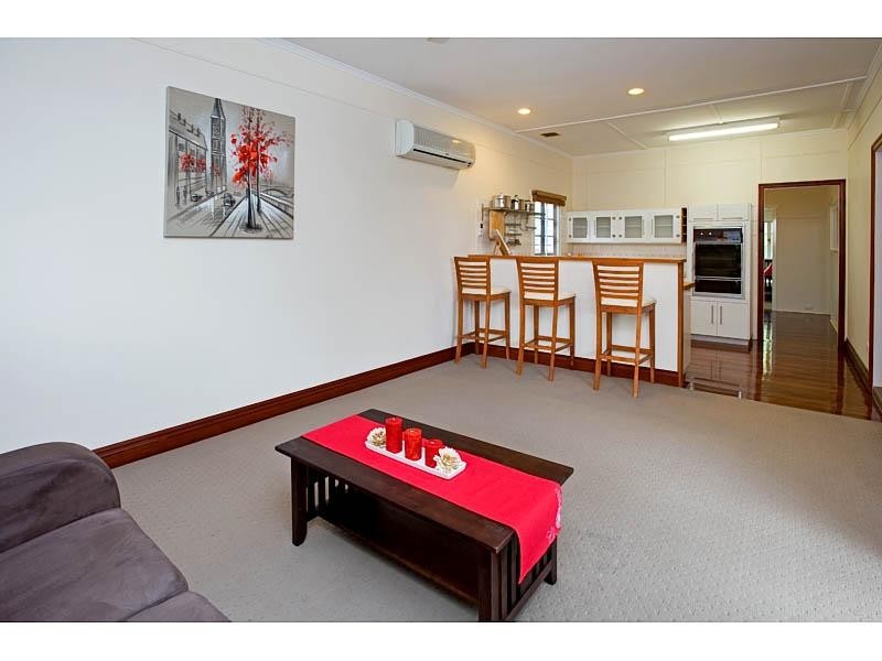 41 Boronia Avenue, Holland Park West QLD 4121