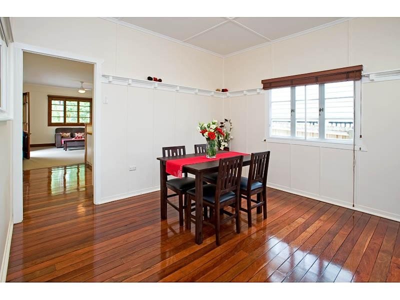 41 Boronia Avenue, Holland Park West QLD 4121