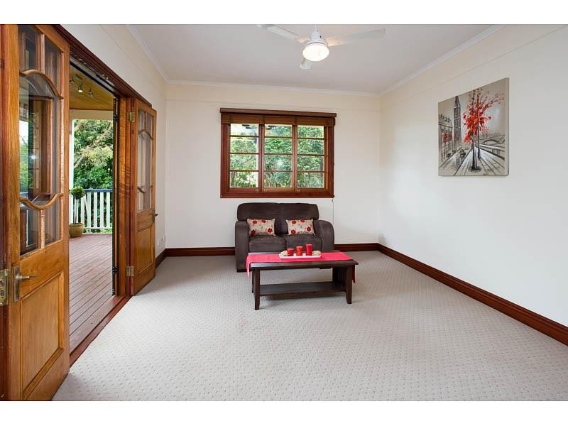 41 Boronia Avenue, Holland Park West QLD 4121