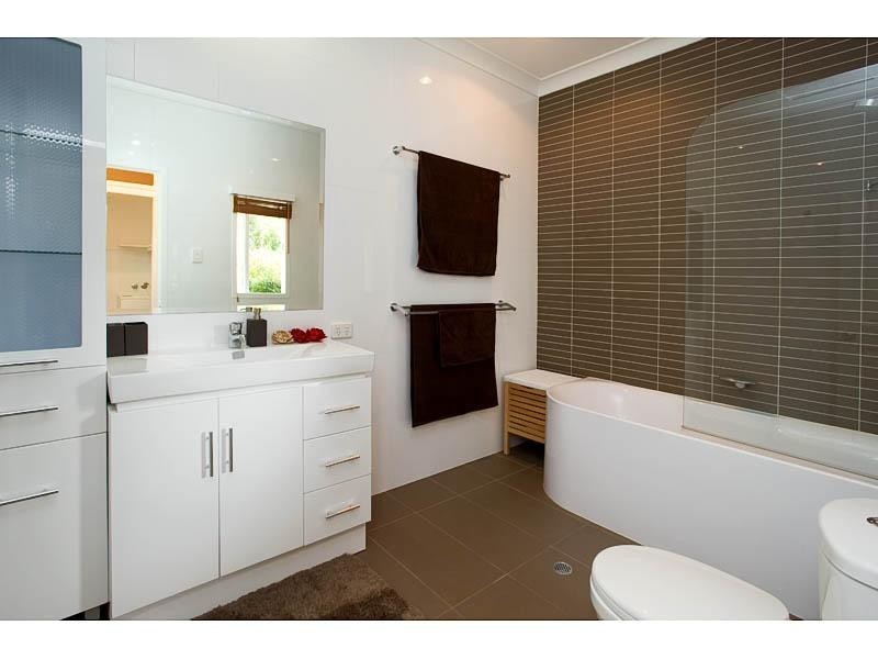 41 Boronia Avenue, Holland Park West QLD 4121