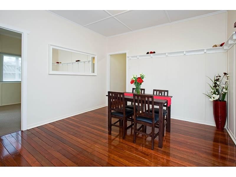 41 Boronia Avenue, Holland Park West QLD 4121