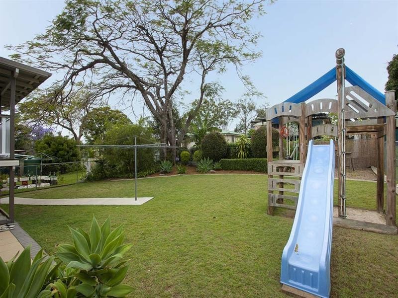 43 Denton Street, Wishart QLD 4122