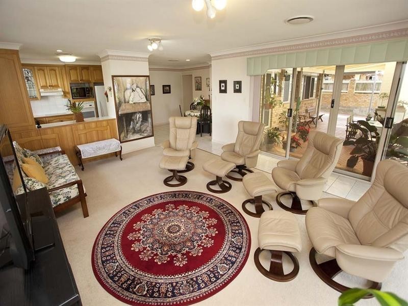 1A Mindona Street, Wishart QLD 4122