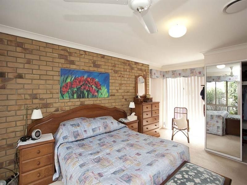 1A Mindona Street, Wishart QLD 4122