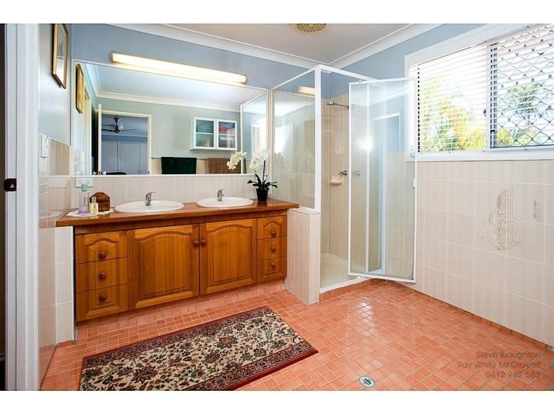 5 Winthrop Street, Wishart QLD 4122