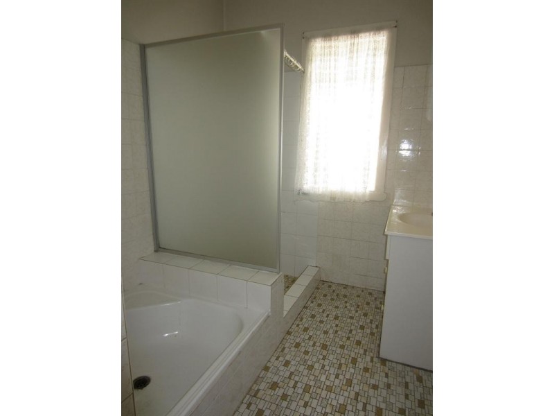 72 Gallipoli Road, Carina Heights QLD 4152