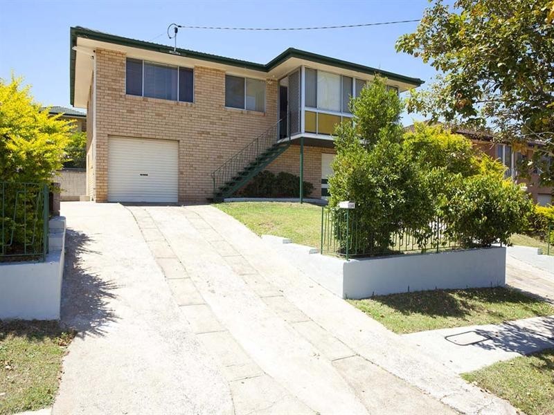 194 Broadwater Road, Mansfield QLD 4122