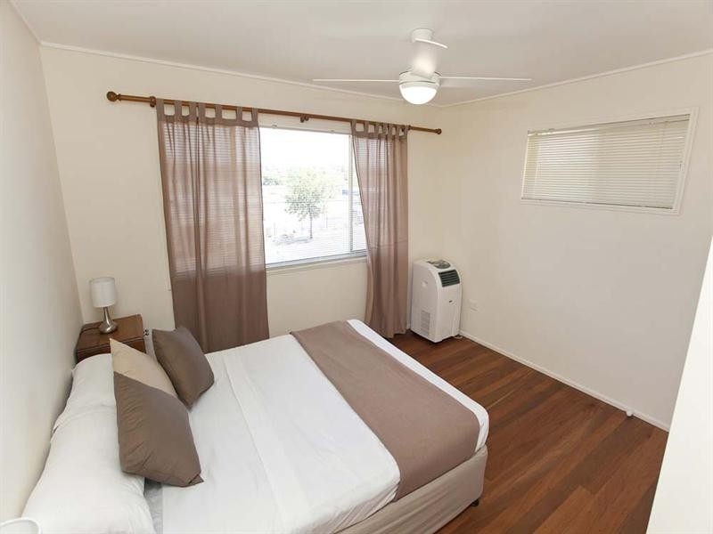 194 Broadwater Road, Mansfield QLD 4122