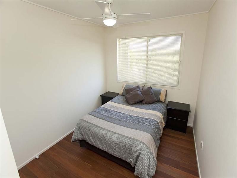 194 Broadwater Road, Mansfield QLD 4122