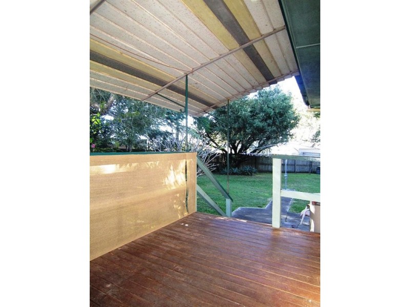 11 Poulton Street, Upper Mount Gravatt QLD 4122