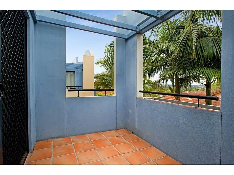 1/2200 Logan Road, Upper Mount Gravatt QLD 4122