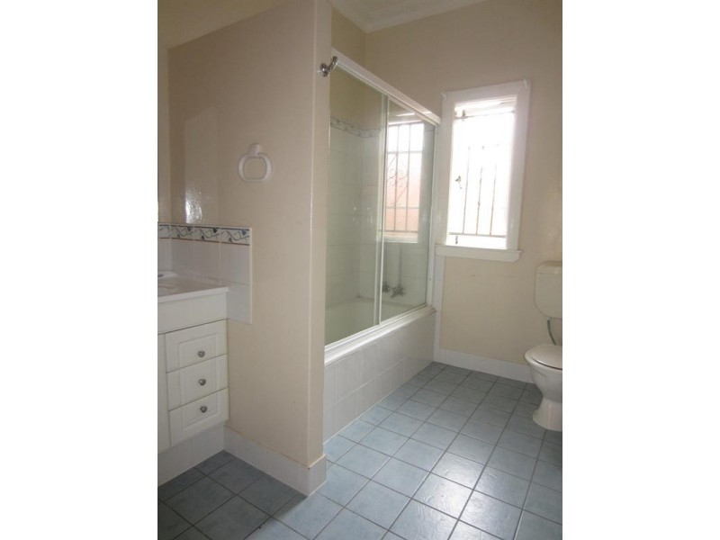 15 Burn Street, Camp Hill QLD 4152