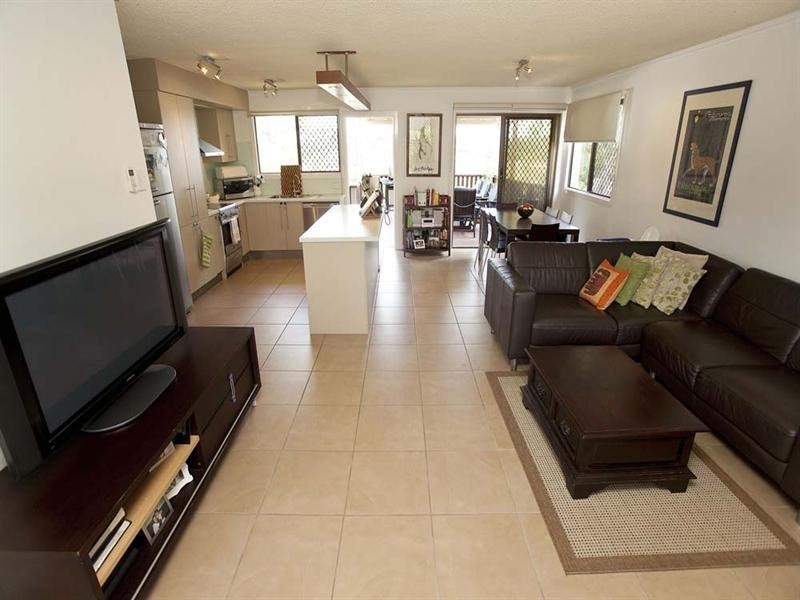 16 Bakewell Street, Mount Gravatt East QLD 4122