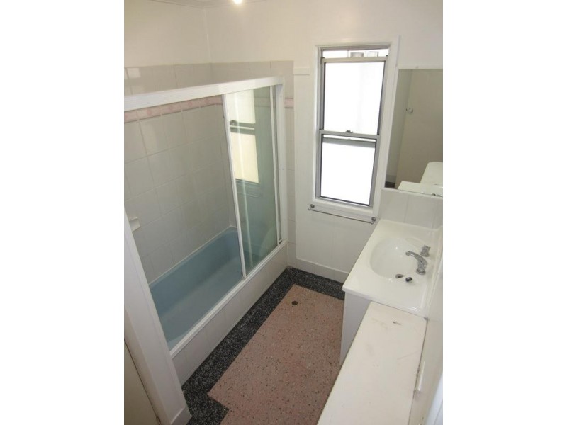 8 Everett Street, Upper Mount Gravatt QLD 4122